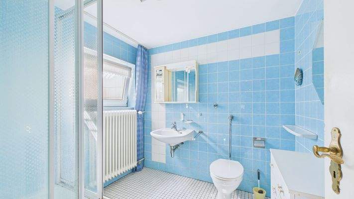 CAM03143G0-PR0189-STILL023