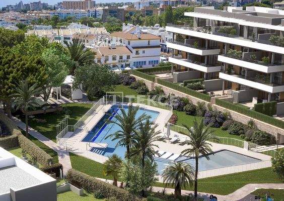 Flats with Sea Views in a Wonderful Location in Torremolinos
