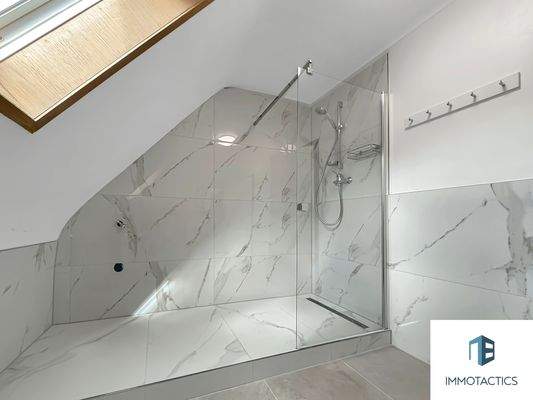 Tageslichtbad 2.OG Haupthaus