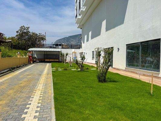 Sea- and Mountain-View Apartments in a Central Location in Alanya