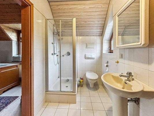Zweites Badezimmer 1. OG