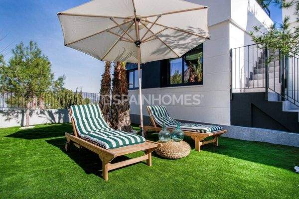 Sea View Villas in Polop Costa Blanca Surrounded by Nature