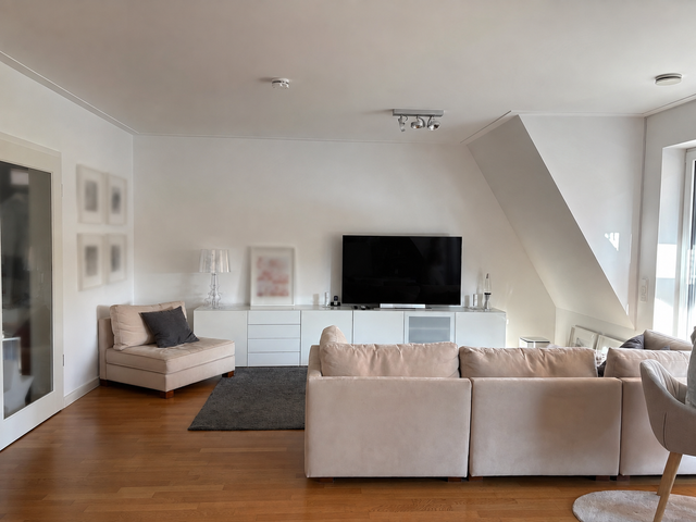 Exklusive 4-Zimmer-Wohnung im Herzen von Lilienthal - Photo 1