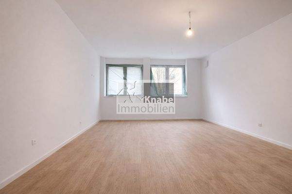 Musterbild: Wohn und Schlafbereich 