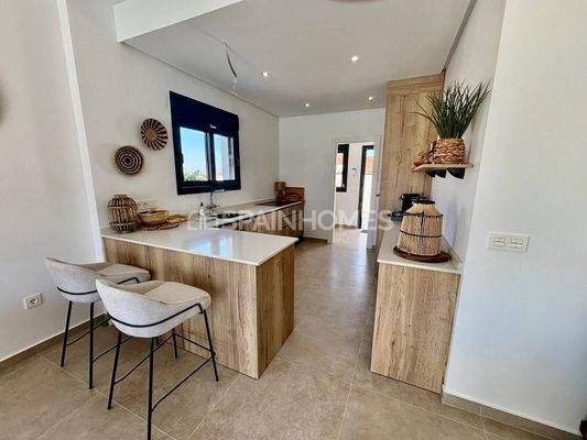 3-Bedroom Villas with Private Pool in Alicante Rojales