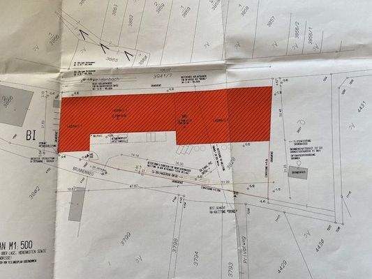 LAGEPLAN mit Hallen.jpg