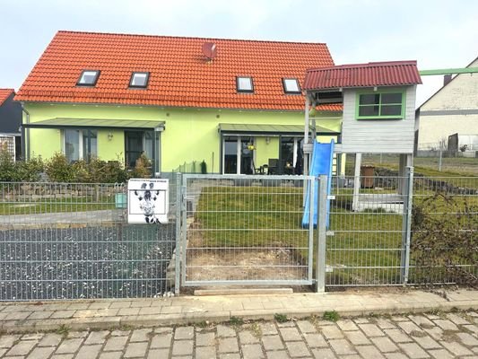 DHH 1 mit separaten Garteneingang