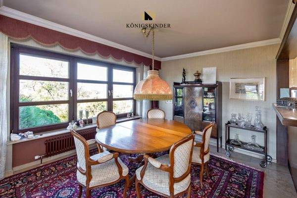 ...zum helllichten Essplatz...