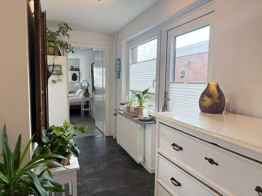 ... und zur sonnigen Terrasse