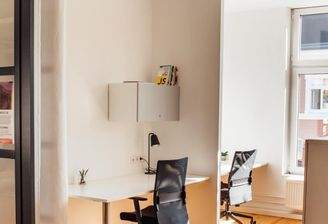 Fix Desk in persönlicher Atmosphäre