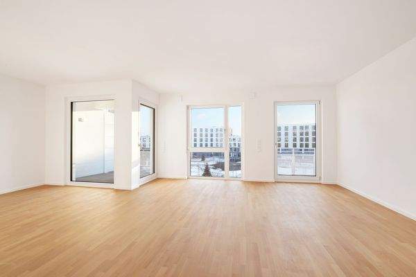 Lichtdurchflutetes Wohnzimmer