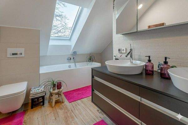 Wohnung 4 DG Tageslichtbad