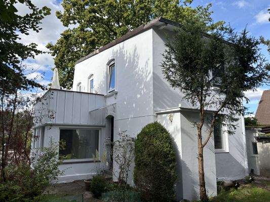 Hausansicht aus dem Garten