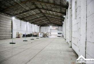 Blick auf die Ein-Ausfahrt