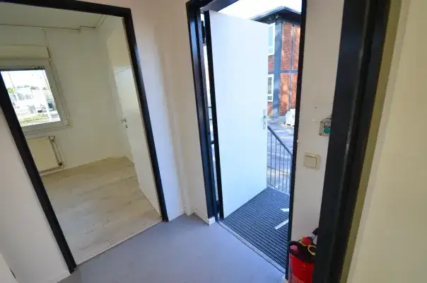 e861bcab-4a2a-433c-b630-473e8762714d-1927537554.we