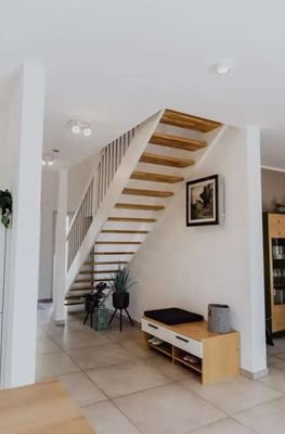 gerade Treppe