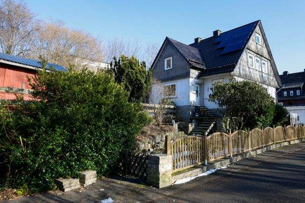 Haus seitlich von außen