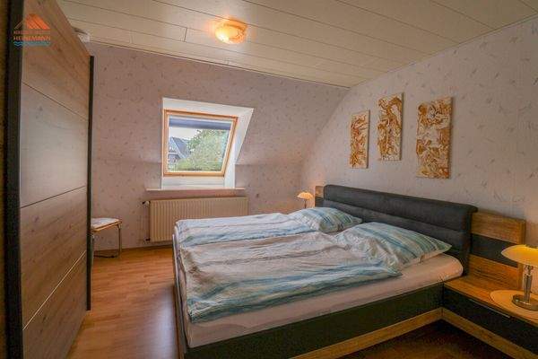 DG - Wohnung 2 - Schlazimmer