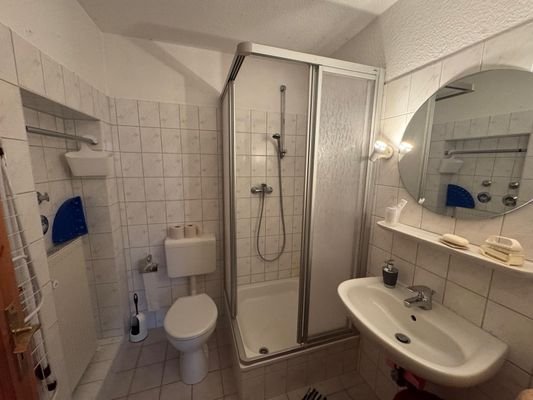 8-Badezimmer