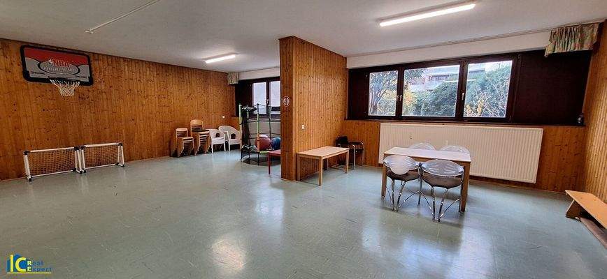 Spiel-Partyraum im EG