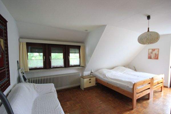 Schlafzimmer DG