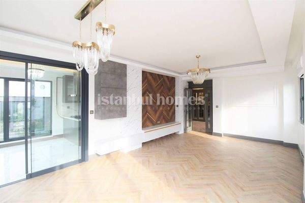 Stylish Villas in a Secure Complex in Basaksehir Istanbul