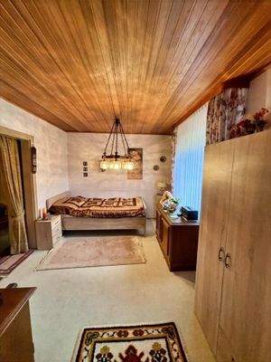 kleines Zimmer im Erdgeschoss