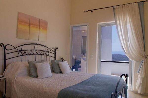 Crete, Plaka Elounda: Villa with swimming pool and panoramic views above Plaka