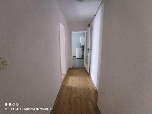 Haus rechts - EG - Flur 2