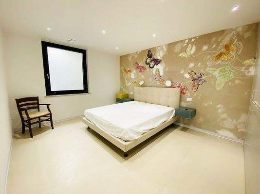 6988pi_31_Villa_Rustiko_Anwesen_Immobilienkauf_Gar