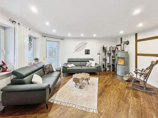 Wohnzimmer mit Kamin