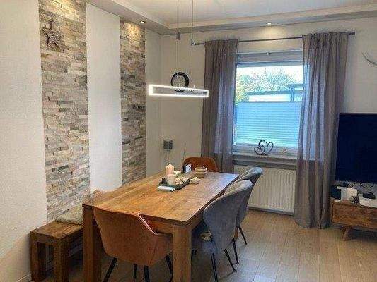 Essecke im Wohnzimmer 