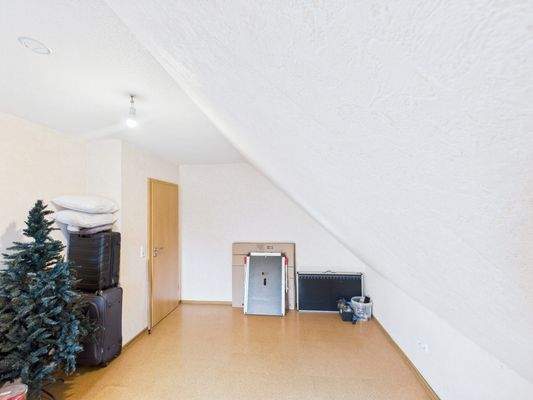 CAM03784G0-PR0088-STILL040