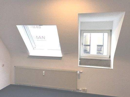 Büro-/Praxisflächen DG