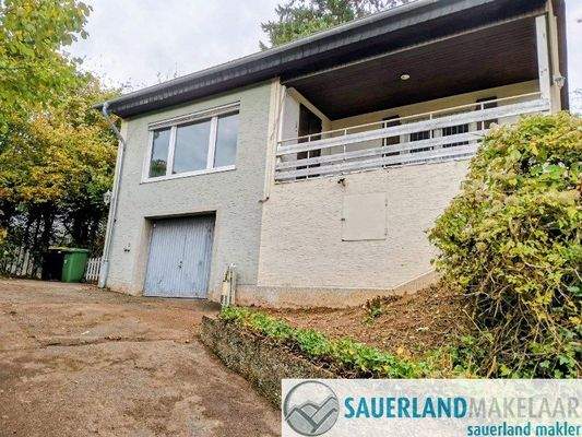 Ansicht Haus Zufahrt 