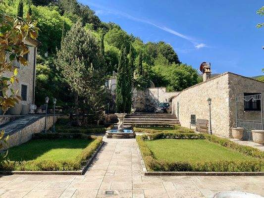 Restauriertes historisches "Refugio" im Nationalpark Abruzzen in Lecce nei Marsi 