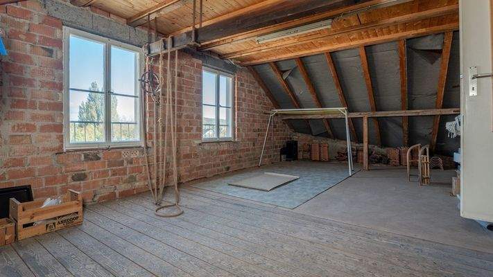 Dachgeschoss mit Ausbaureserve