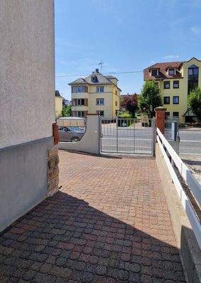 81.)  ...... zur Bieberer Straße.JPG