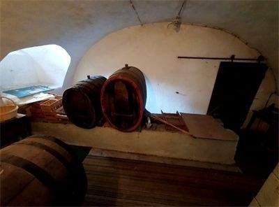 Gewölbe- Weinkeller