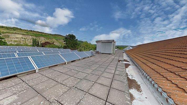 Dach & PV-Anlage