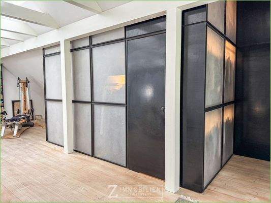 Begehbarer Kleiderschrank