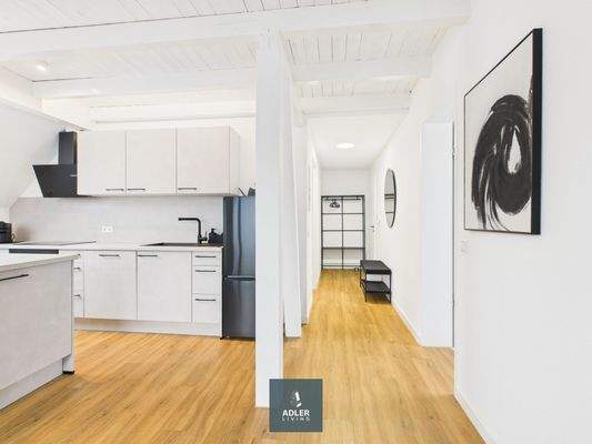 CAM03998G0-PR0039-STILL008