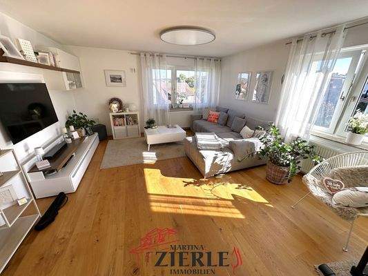 8- Wohnzimmer OG