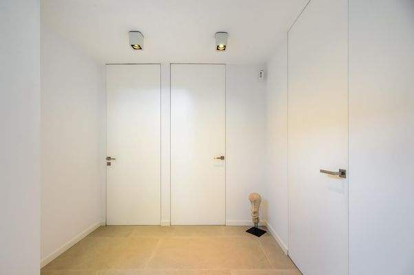 Dressing room in villa in Bendinat