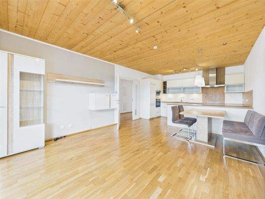 Wohn- und Essbereich 3