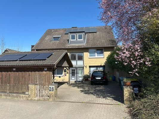 Haus in Hanglage