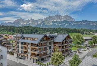 KITZIMMO-Luxuswohnung mit Bergblick in Toplage kaufen - Immobilien Oberndorf.