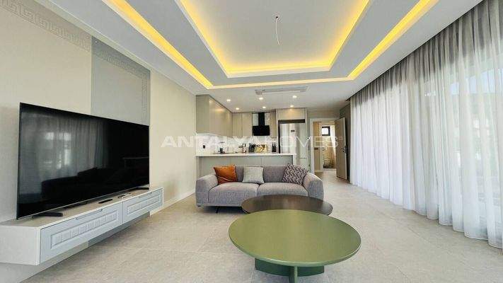 4-Bedroom Detached Villa in Kemer Antalya