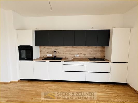 hochwertige EBK Whg. B32
