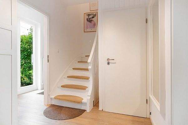 Treppe zum Obergeschoss